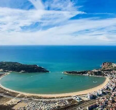 Paradise - Atlantida Salir de Porto